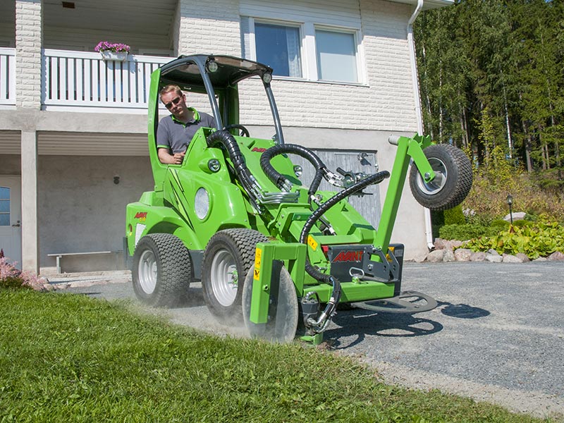 A36621 Edge trimmer work 6
