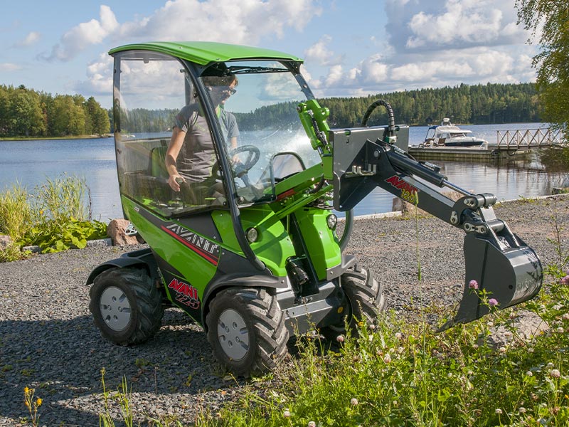 A36822 Mini digger 120 work 2