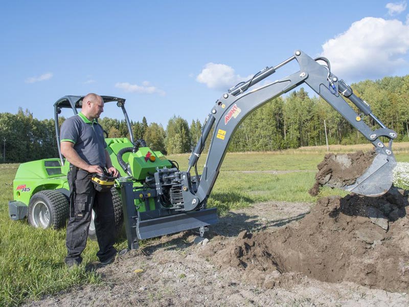 A433851 A440295 BACKHOE 260 WITH REMOTE CONTROL WORK 2
