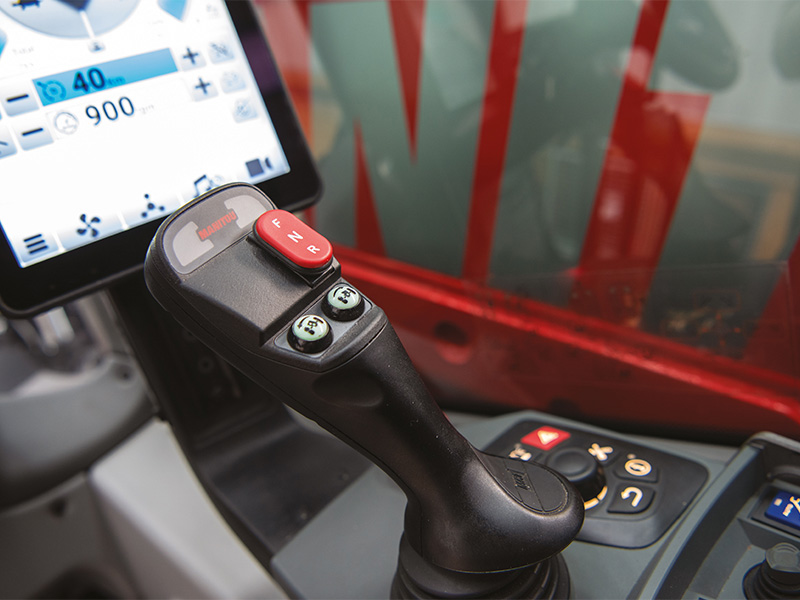 detail_rotating_telehandler_mrt_2260_manitou_013 (2)